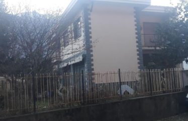 Casa / Casa indipendente in Vendita in Via Luigi Cadorna 4, Vogogna Rif.V004