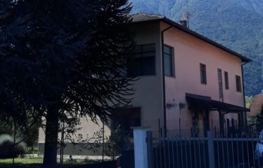 Casa / Casa indipendente in Vendita in Via Passerella, Vogogna Rif.V017